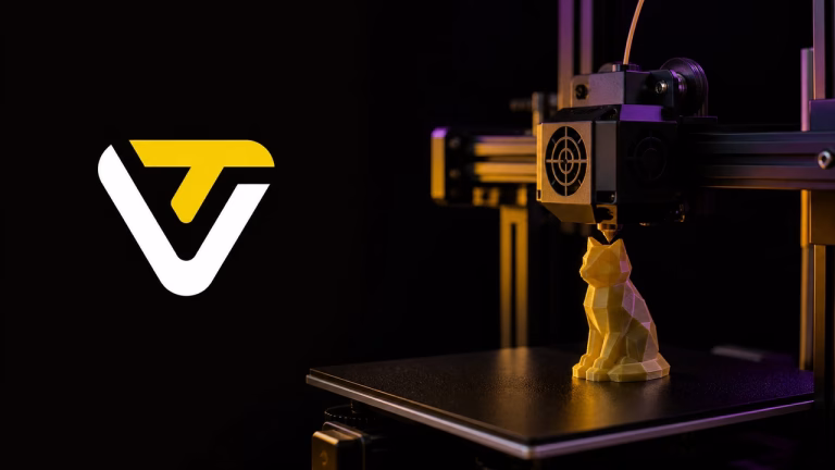 Modelo 3D gerado por IA sendo impresso em impressora 3D, com a marca da Tripo3D